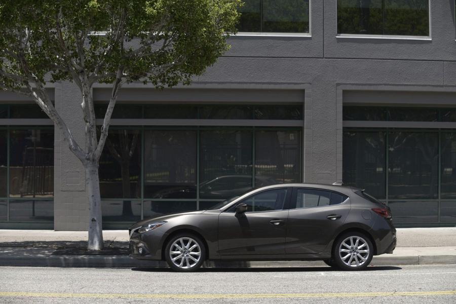  Mazda3 Hatchback 2014 года  (фото 123 из 131)